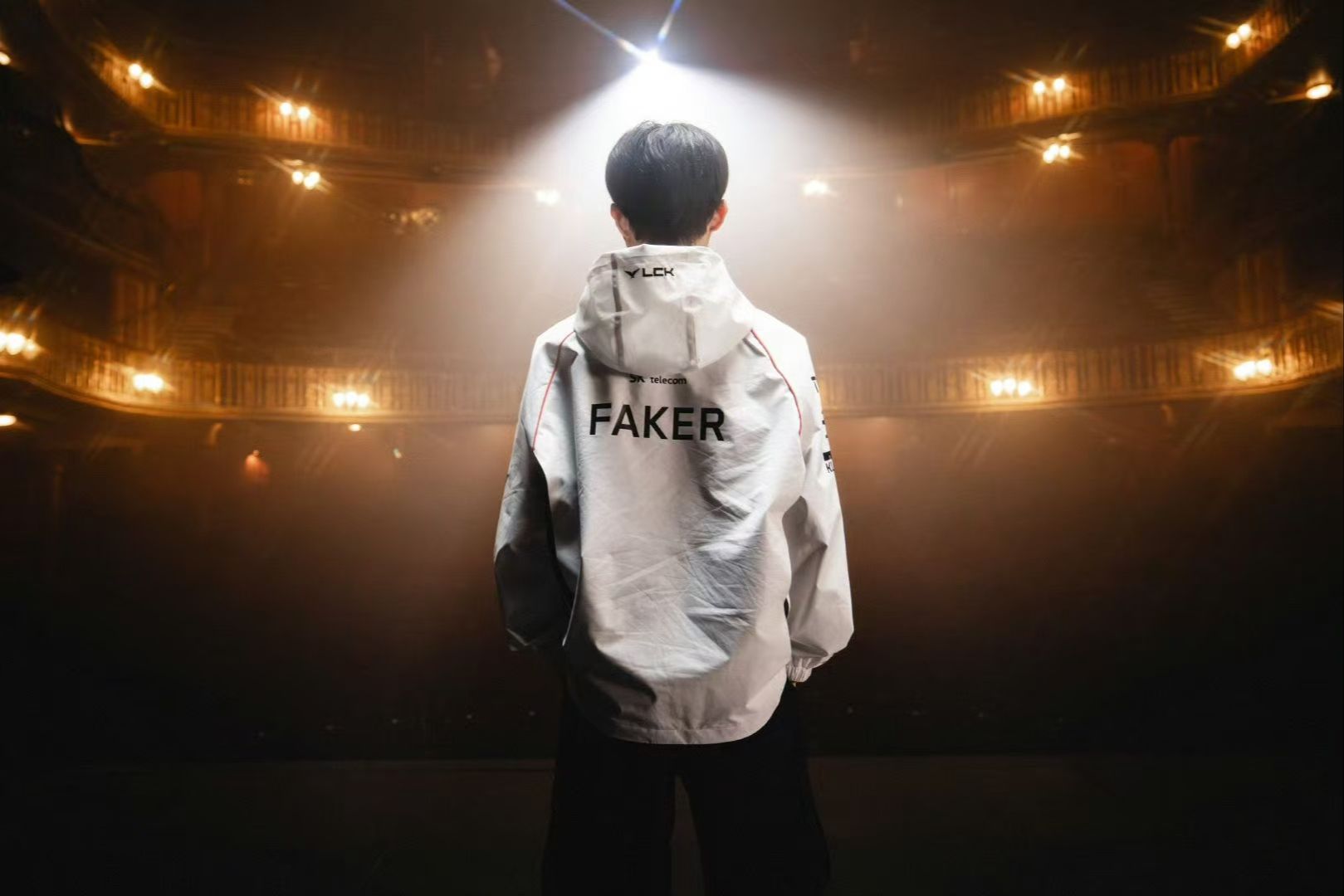 【lpl战报】TES 2-0 LGD：knight瑞兹无解发挥 TES快刀斩乱麻战胜LGD